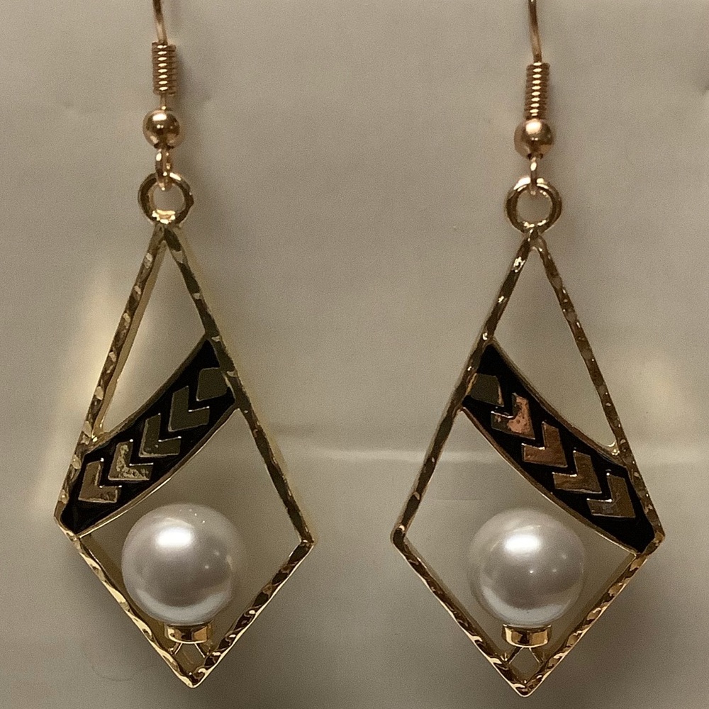 ❤️ Hamilton Gold Enameled Tribal Earrings